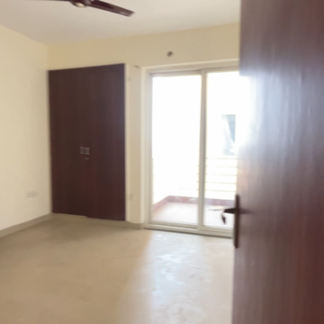 Room in 2 BHK Apartment at 3C Lotus Zing, Sector 168 – for Rent