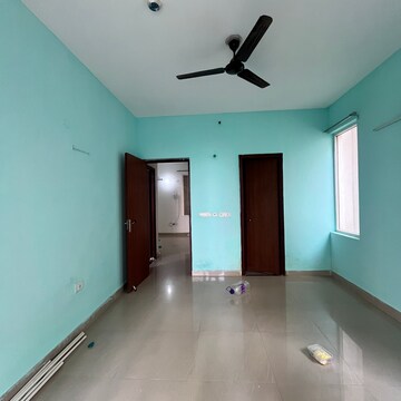 Room in 2 BHK Apartment at 3C Lotus Zing, Sector 168 – for Rent