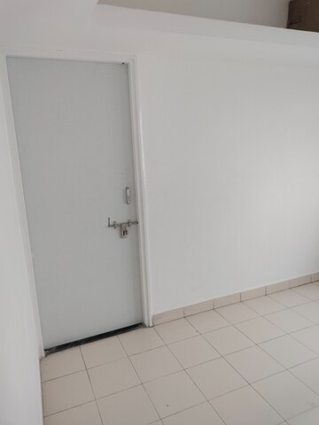Room in 2 BHK Apartment at Suyog Sankul, Aundh – for Rent