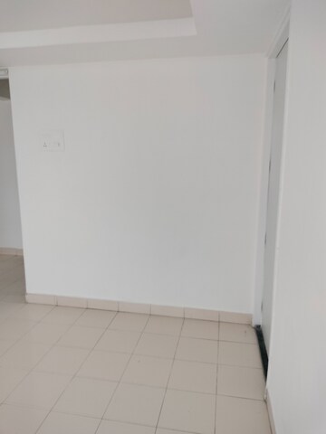 Room in 2 BHK Apartment at Suyog Sankul, Aundh – for Rent