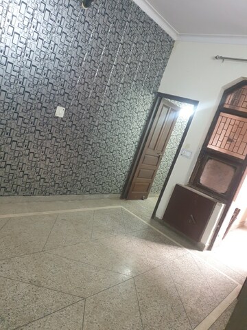 Furnished Amenities in 2 BHK Independent House at Sector 16 – for Rent