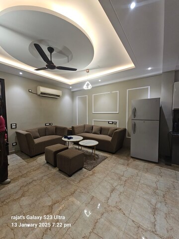 Living Room in 3 BHK Builder Floor at Sector 57 – for Rent