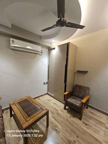 Living Room in 3 BHK Builder Floor at Sector 57 – for Rent