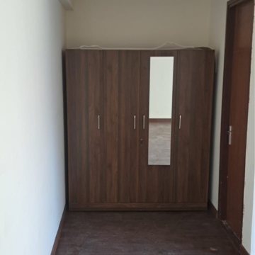 Room in 2 BHK Apartment at Tata Eureka Park Phase 2, Sector 150 – for Rent