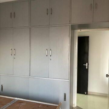Furnished Amenities in 3 BHK Apartment at ATS Marigold, Sector 89b – for Rent
