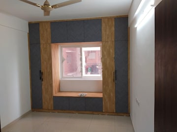 Room in 2 BHK Apartment at Urbanrise Spring Is In The Air, Ameenpur – for Rent