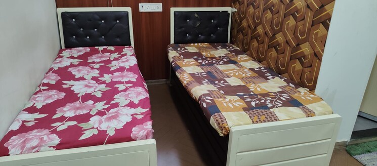 Room, andheri east Pg For Boys In Andheri East 8070142