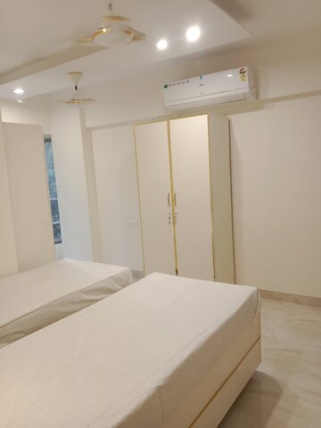 Room in  Pg at Andheri East – for Rent