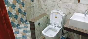 Bathroom in 2.5 BHK Builder Floor at Sector 82 A – for Rent