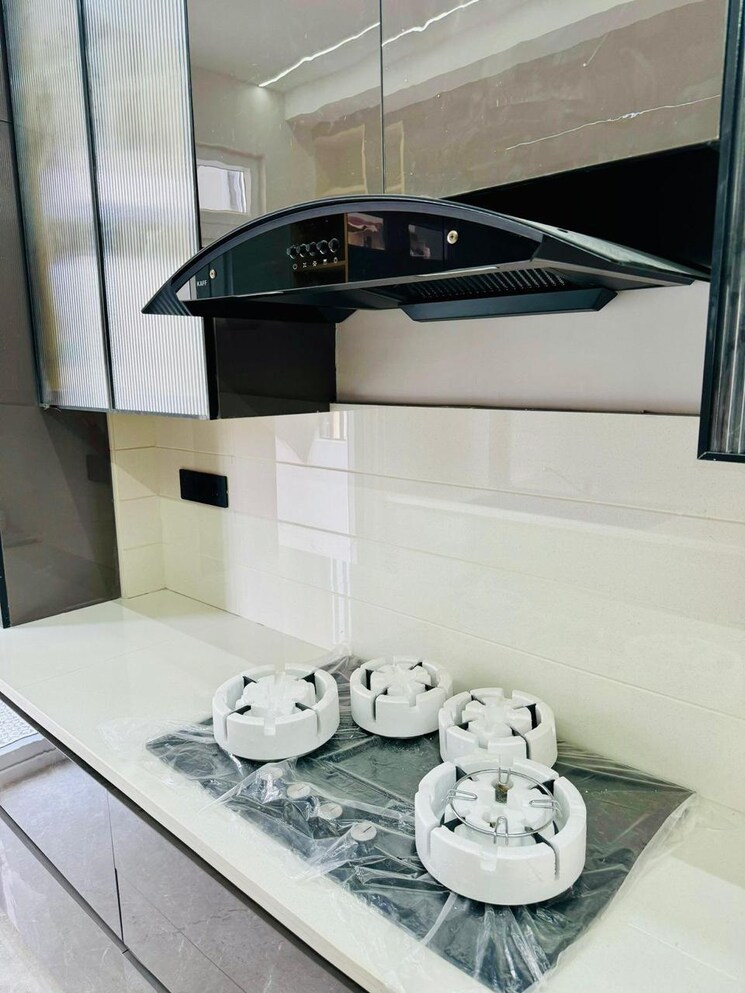 Kitchen, sector 31 3.5 Bedroom 1850 Sq.Ft. Builder Floor In Sector 31 Gurgaon 8070229