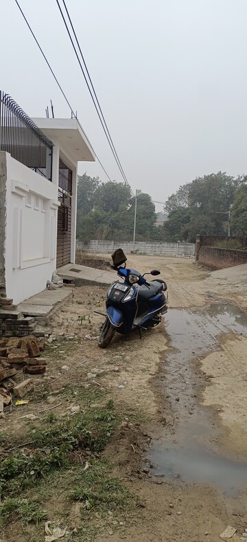 Plot – Exterior View View at Gomti Nagar - for Sale
