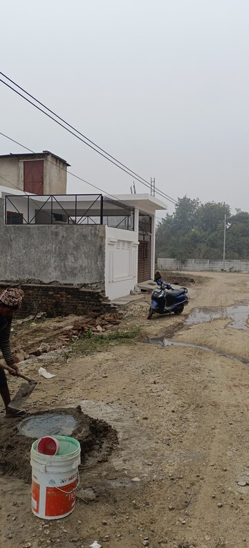  Plot – Exterior View View at Gomti Nagar - for Sale