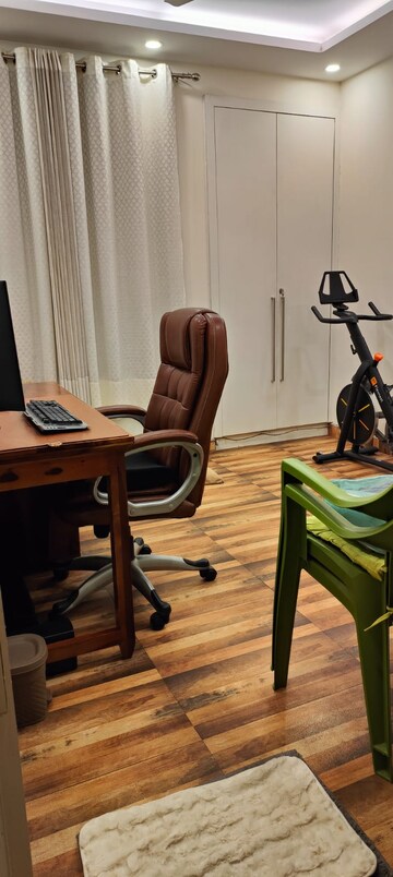 Gym in 3 BHK Apartment at Unitech The Residences Gurgaon, Sector 33 – for Rent