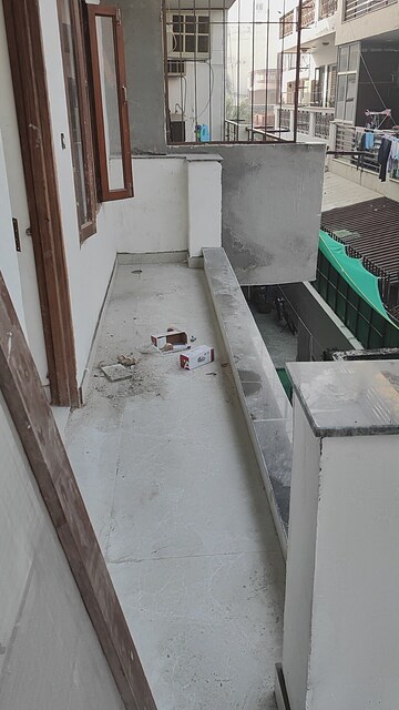 Balcony in 3 BHK Builder Floor at Palam Vihar Residents Association, Palam Vihar – for Sale