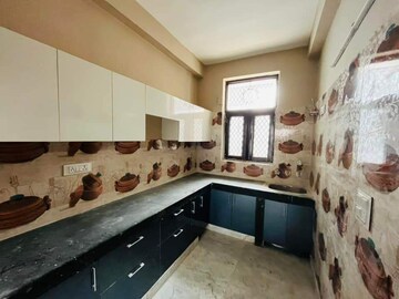 Kitchen in 3 BHK Builder Floor at Sector 42 – for Sale