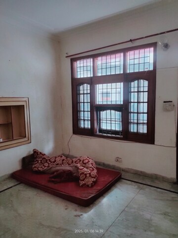 Living Room in 3 BHK Independent House at Sector 21 – for Rent