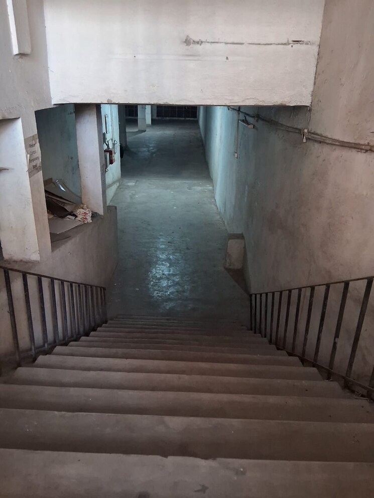 undefined, phoolbagan Commercial Warehouse 5200 Sq.Yd. In Phoolbagan Kolkata 8070313