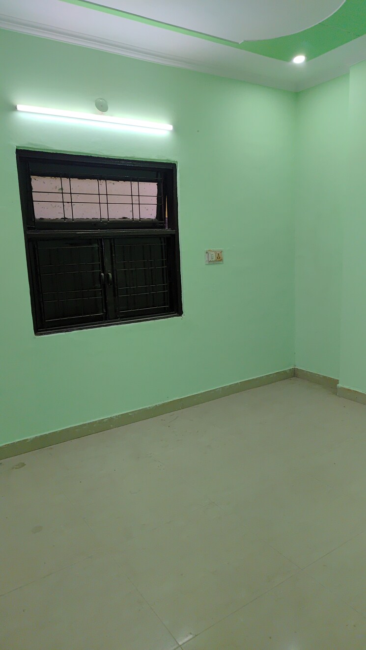 undefined, vipin garden 6+ Bedroom 58 Sq.Yd. Independent House In Vipin Garden Delhi 8070354