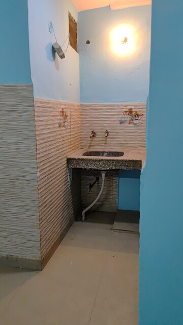Bedroom in 6+ BHK Independent House at Vipin Garden – for Sale