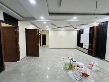 Living Room in 4 BHK Builder Floor at Sector 42 – for Sale