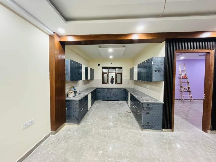 Living Room, sector 42 4 Bedroom 2470 Sq.Ft. Builder Floor In Sector 42 Faridabad 8070339