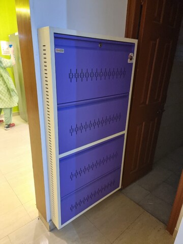 Furnished Amenities in 2.5 BHK Apartment at Viman Nagar – for Rent