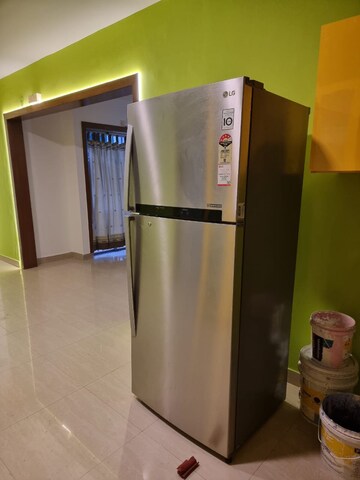 Furnished Amenities in 2.5 BHK Apartment at Viman Nagar – for Rent