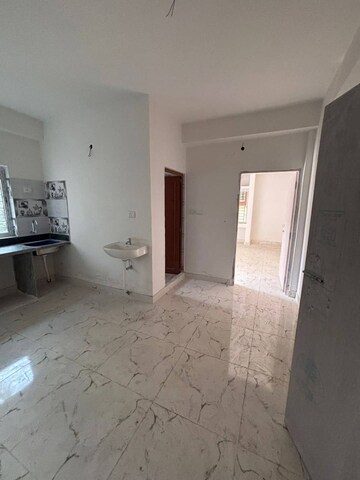 Room in 2 BHK Apartment at M V Pushpa Vatika, Keshtopur – for Rent
