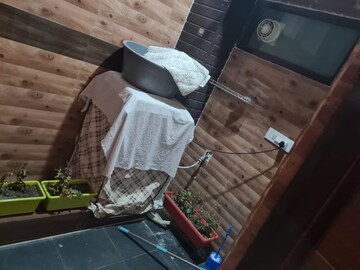 Furnished Amenities in 2 BHK Builder Floor at Penta Homes, Vip Road – for Rent