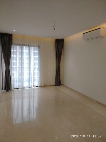 Room in 2 BHK Apartment at DSK Frangipani, Camp – for Sale