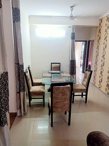 Living Room in 3 BHK Apartment at Gomti Nagar – for Rent