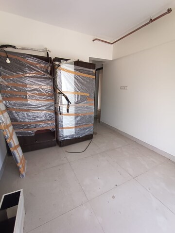 Furnished Amenities in 1 BHK Apartment at Shreedham Splendour, Andheri West – for Sale