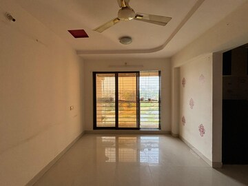 Room in 1 BHK Apartment at Shantee Sunshine Sapphire, Vasai East – for Sale