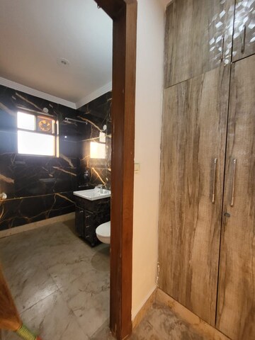 4 BHK Builder Floor For Sale in Green Fields Colony