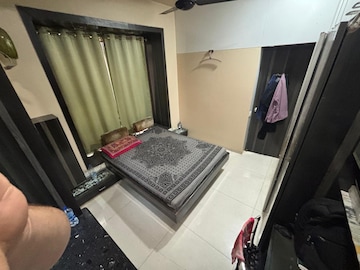 Team Area in 2 BHK Apartment at The Paradise CHS 1, Sion East – for Rent