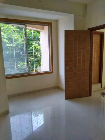 Room in 2 BHK Apartment at Sabari Sangam, Chembur – for Rent