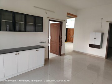 Room in 3 BHK Apartment at Aparna Hights I, Kondapur – for Rent