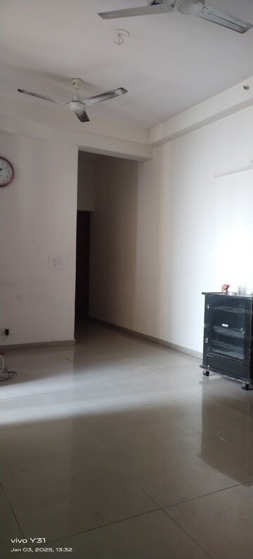 2 BHK Apartment For Rent in Sector 16c Greater Noida