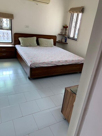 Bedroom in 4 BHK Penthouse at Vastrapur – for Rent