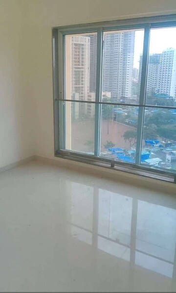 Room in 1 BHK Apartment at Bhoomi Park, Malad West – for Rent