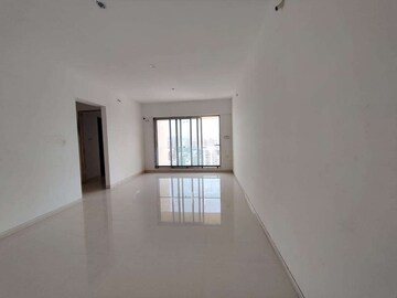 Room in 1 BHK Apartment at Bhoomi Park, Malad West – for Rent