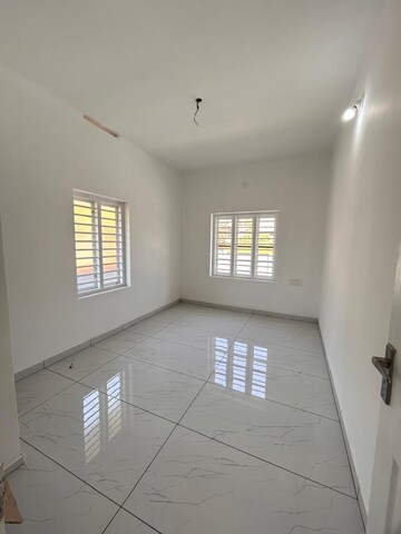 Room in 2 BHK Villa at Thrissur Road – for Sale