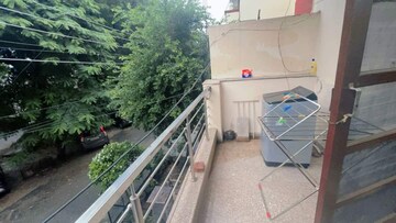 Balcony in 2 BHK Builder Floor at Sector 46 – for Rent