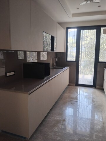 Kitchen in 4 BHK Builder Floor at Sector 57 – for Rent