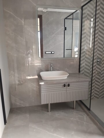 Bathroom in 4 BHK Builder Floor at Sector 57 – for Rent