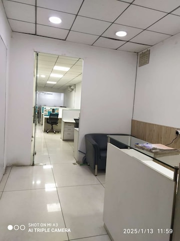 Commercial Office Space 1800 Sq.Ft. For Rent in Sector 2 Noida  8070582