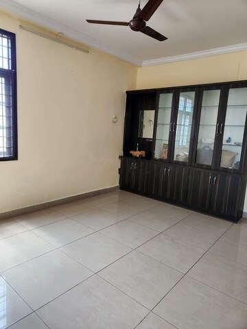 Room in 3 BHK Apartment at Vijay Sai Charan Residency, Miyapur – for Rent