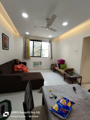 Master Bedroom in 1 BHK Apartment at Nutan Madhuban Apartment, Worli – for Rent