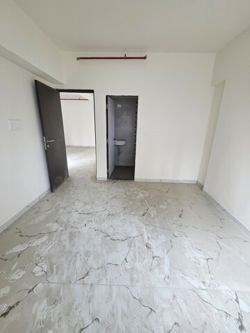 Master Bedroom in 2 BHK Apartment at Elite The New Green Chambers CHS, Byculla – for Sale