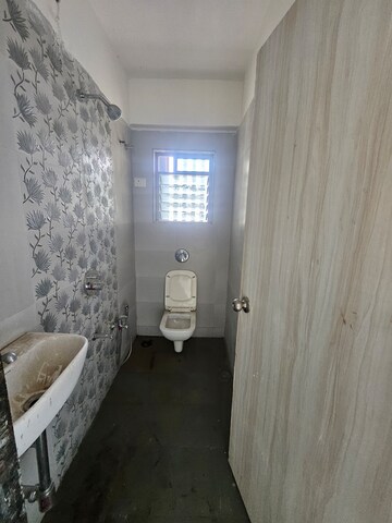Attached Bathroom in 2 BHK Apartment at Elite The New Green Chambers CHS, Byculla – for Sale